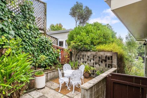 Photo of property in 10 Deller Grove, Silverstream, Upper Hutt, 5019