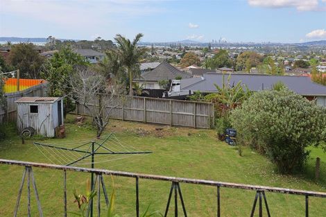 Photo of property in 4247 Great North Road, Glendene, Auckland, 0602