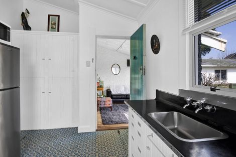 Photo of property in 3 George Street, Hawera, 4610