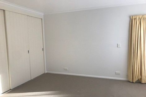 Photo of property in 1 Sheldon Place, Burswood, Auckland, 2013