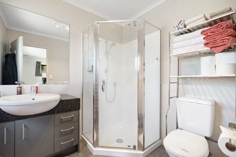 Photo of property in 29 Lochnagar Drive, Lake Hayes, Queenstown, 9304