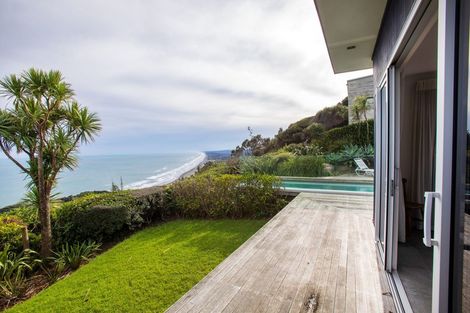 Photo of property in 411 Oaia Road, Muriwai, 0881