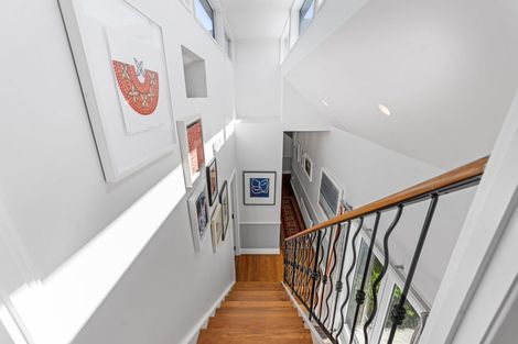 Photo of property in 43 Colombo Street, Cashmere, Christchurch, 8022