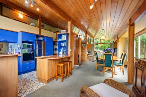 Photo of property in 79 Nicholson Road, Khandallah, Wellington, 6035