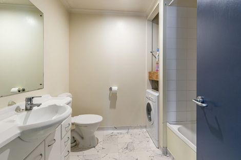 Photo of property in Terrace Heights Apartments, 12c/163 The Terrace, Wellington Central, Wellington, 6011