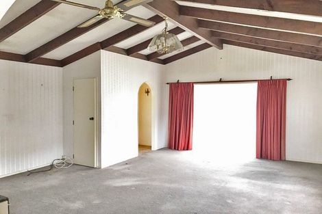 Photo of property in 8 Zenith Place, Conifer Grove, Takanini, 2112