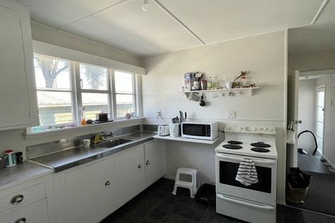 Photo of property in 2/51 Saint Johns Street, Woolston, Christchurch, 8062