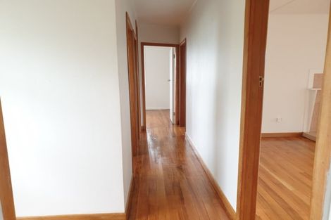 Photo of property in 3 Springs Road, Parakai, 0830