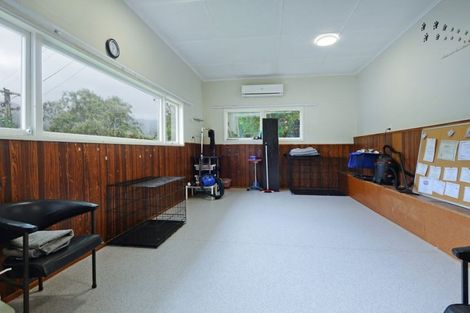 Photo of property in 176 George Street, Stokes Valley, Lower Hutt, 5019