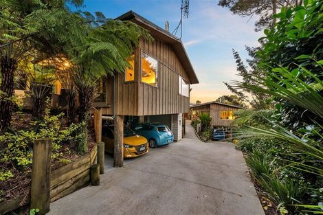 Photo of property in 12 Kereru Grove, Greenhithe, Auckland, 0632