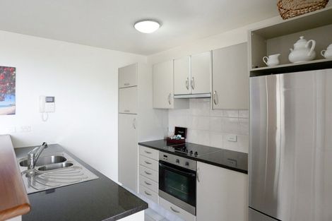 Photo of property in Anchorage Apartments, 411/36 Victoria Road, Mount Maunganui, 3116
