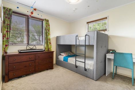 Photo of property in 1/46 Sycamore Drive, Sunnynook, Auckland, 0620