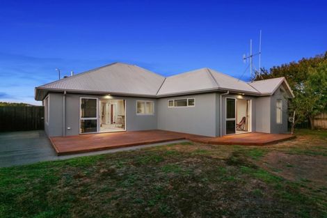 Photo of property in 5 Tulip Drive, Cambridge, 3434