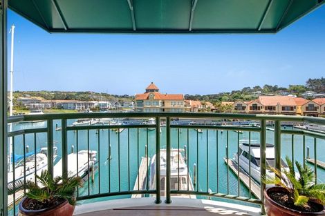 Photo of property in 96 Harbour Village Drive, Gulf Harbour, Whangaparaoa, 0930