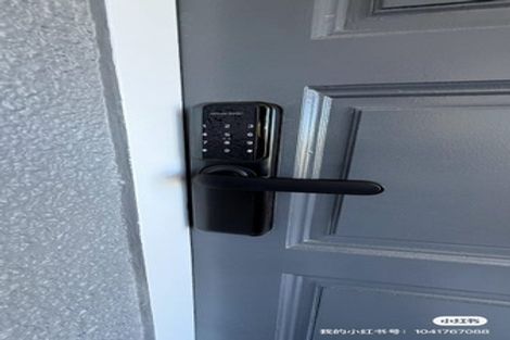 Photo of property in 115 Chelsea View Drive, Chatswood, Auckland, 0626