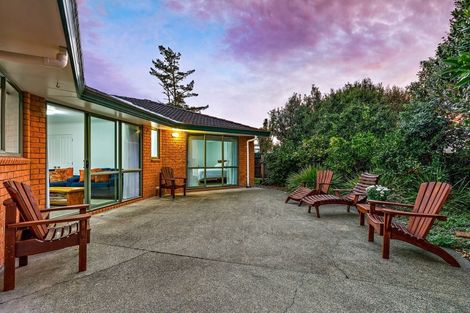 Photo of property in 9 Swanson Oaks, Swanson, Auckland, 0612