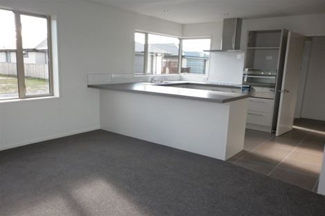 Photo of property in 52 Tahuna Street, Pegasus, 7612