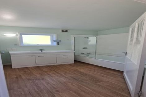 Photo of property in 11 Shortland Place, Havelock North, 4130