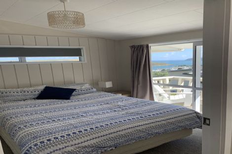 Photo of property in 14b Kahu Road, Paremata, Porirua, 5024