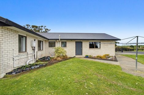 Photo of property in 16 Friedlander Road, Tuakau, 2694