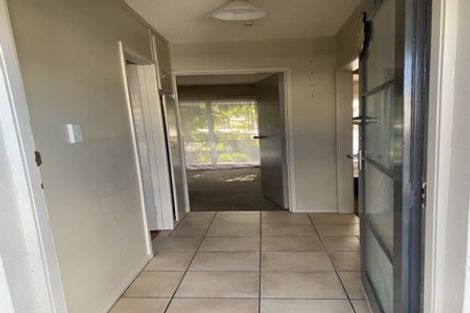 Photo of property in 8/32 Blockhouse Bay Road, Avondale, Auckland, 1026