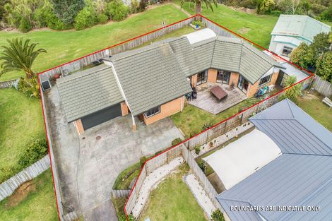 Photo of property in 18 Reremanu Place, Weymouth, Auckland, 2103
