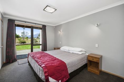 Photo of property in 24 Waimarino Tokaanu Road, National Park, Owhango, 3989