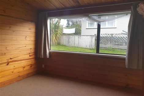 Photo of property in 4 Antonia Place, Bell Block, New Plymouth, 4312