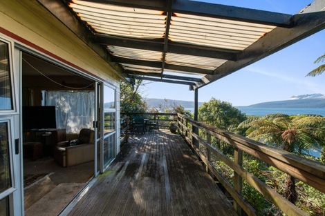 Photo of property in 62 Spencer Road, Lake Tarawera, Rotorua, 3076