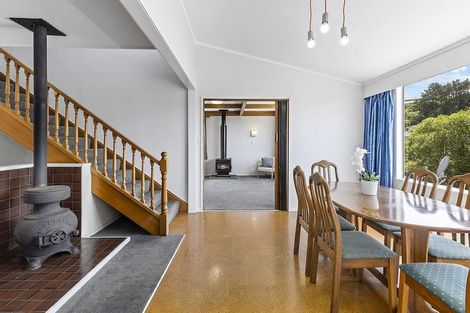 Photo of property in 17 Malaghan Grove, Johnsonville, Wellington, 6037