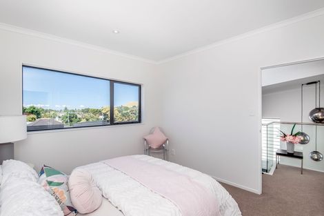 Photo of property in 12b Ropata Avenue, Point England, Auckland, 1072