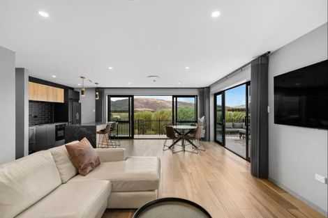 Photo of property in 22 Monaco Drive, Cromwell, 9384