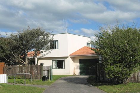 Photo of property in 19 Emery Place, Papamoa Beach, Papamoa, 3118