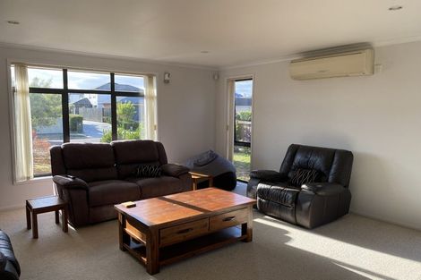 Photo of property in 24 Te Manatu Drive, Huntington, Hamilton, 3210