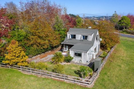 Photo of property in 35 Potts Road, Whitford, Howick, 2571