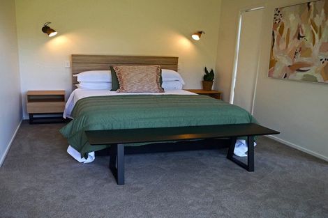 Photo of property in 15 Hau Lane, Oakura, 4314