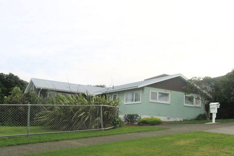 Photo of property in 189 Dowse Drive, Maungaraki, Lower Hutt, 5010
