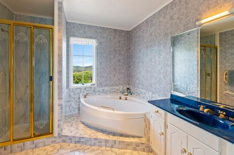 Photo of property in 34 Cherrington Road, Clevedon, Papakura, 2582