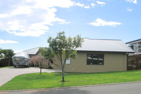 Photo of property in 5 Honeysuckle Lane, Ohauiti, Tauranga, 3112