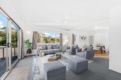 Photo of property in 56 D'oyly Drive, Stanmore Bay, Whangaparaoa, 0932