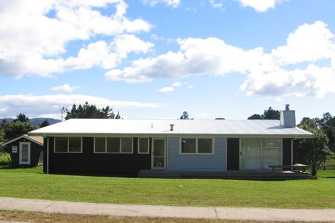 Photo of property in 32 Holland Close, Pauanui, Hikuai, 3579