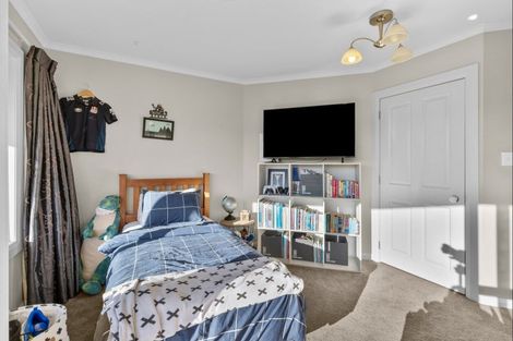 Photo of property in 44 Tutakarae Road, Kelvin Grove, Palmerston North, 4470