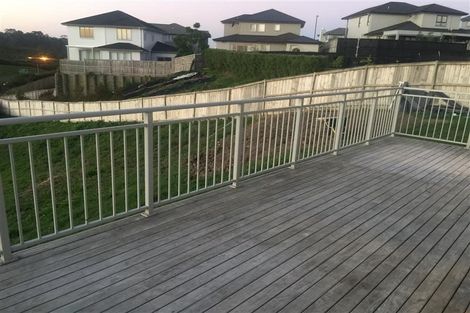 Photo of property in 9 Mauku Lane, Greenhithe, Auckland, 0632