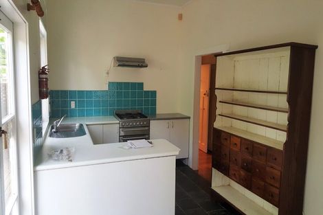 Photo of property in 19 Royal Terrace, Sandringham, Auckland, 1025