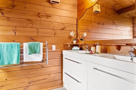 Photo of property in 86 Taha Road, Waimauku, 0881