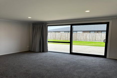 Photo of property in 7 Hoete Way, Tuakau, 2121