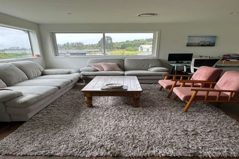 Photo of property in 12 Lochinvar Lane, Acacia Bay, Taupo, 3385