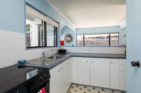Photo of property in 3/5 Himikera Avenue, Avondale, Auckland, 1026