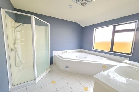 Photo of property in 21a Sandwich Road, St Andrews, Hamilton, 3200