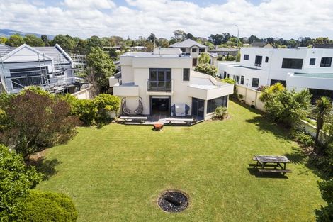 Photo of property in 31 Ruapehu Drive, Fitzherbert, Palmerston North, 4410